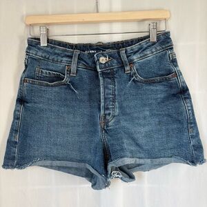 Old Navy Higher high Sky-Hi A-line secret smooth pocket denim shorts size 6 blue